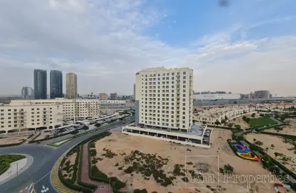 شقة - غرفة نوم - 2 حمامات للايجار في 1 برج فرح - كيو بوينت - دبي لاند - دبي