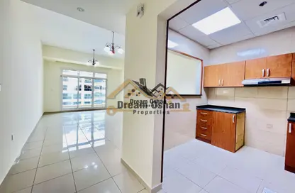 Apartment - 1 Bedroom - 2 Bathrooms for rent in La Vista Residence 6 - La Vista Residence - Dubai Silicon Oasis - Dubai