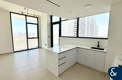 شقة - 2 غرف نوم - 2 حمامات للبيع في بنغاطي هاوس - الضاحية 10 - قرية الجميرا سركل - دبي