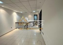 Empty Room image for: Duplex - 3 bedrooms - 4 bathrooms for rent in Al Najda Street - Abu Dhabi, Image 1