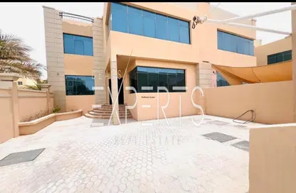 مجمع سكني - 6 غرف نوم - 7 حمامات للبيع في فيلات مدينة خليفة آيه - مدينة خليفة أ - مدينة خليفة - أبوظبي