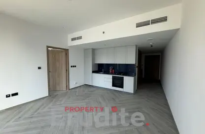 شقة - غرفة نوم - 1 حمام للايجار في بنينسولا ثري - بنينسولا - الخليج التجاري - دبي