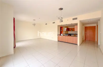 شقة - 2 غرف نوم - 3 حمامات للبيع في مالباري 2 - حدائق الإمارات 2 - قرية الجميرا سركل - دبي شقة - 2 غرف نوم - 3 حمامات للبيع في مالباري 2 - حدائق الإمارات 2 - قرية الجميرا سركل - دبي