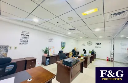 Office Space - Studio for rent in The Burlington - Business Bay - Dubai
