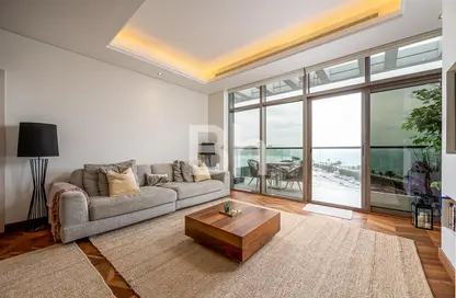 Apartment - 2 Bedrooms - 2 Bathrooms for sale in The 8 - The Crescent - Palm Jumeirah - Dubai