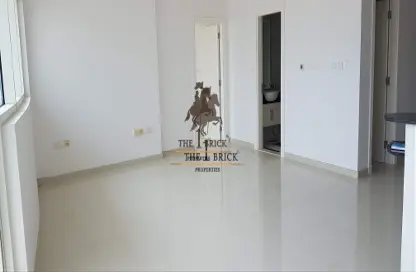 Apartment - 1 Bedroom - 2 Bathrooms for sale in Marina Bay by DAMAC - Najmat Abu Dhabi - Al Reem Island - Abu Dhabi