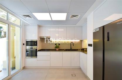 Townhouse - 2 Bedrooms - 3 Bathrooms for sale in Springs 11 - The Springs - Dubai