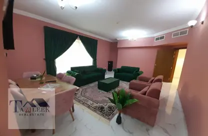 Living / Dining Room image for: Apartment - 3 Bedrooms - 3 Bathrooms for sale in Oasis Tower - Al Rashidiya 1 - Al Rashidiya - Ajman, Image 1