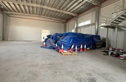 مستودع - استوديو - 1 حمام للايجار في أم الثعوب - أم القيوين