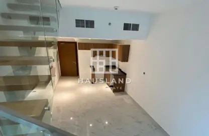 Duplex - 2 Bedrooms - 3 Bathrooms for rent in Oasis 1 - Oasis Residences - Masdar City - Abu Dhabi