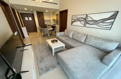 Living / Dining Room image for: Apartment - 2 Bedrooms - 2 Bathrooms for rent in Reva Residences - Business Bay - Dubai, Image 1