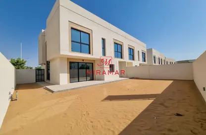 Townhouse - 4 Bedrooms - 5 Bathrooms for rent in The Magnolias - Yas Acres - Yas Island - Abu Dhabi