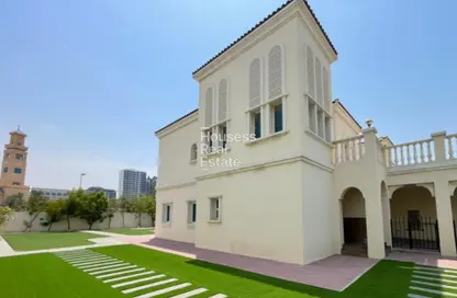 Villa - 4 Bedrooms - 3 Bathrooms for rent in District 16 - Jumeirah Village Circle - Dubai