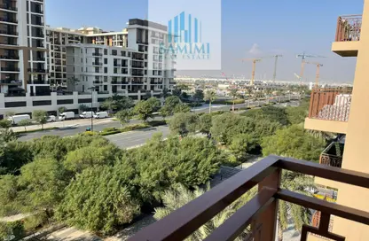 Apartment - 2 Bedrooms - 2 Bathrooms for sale in Zahra Breeze Apartments - Town Square - Dubai