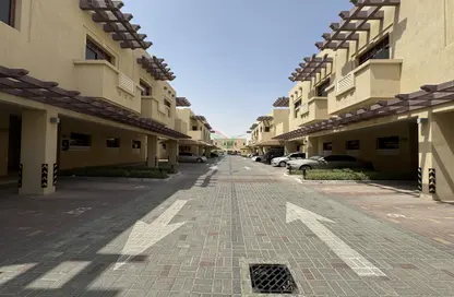 Apartment - 2 Bedrooms - 2 Bathrooms for rent in Al Dafeinah - Asharej - Al Ain