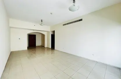 Apartment - 2 Bedrooms - 3 Bathrooms for rent in Olympic Park 4 - Olympic Park Towers - Dubai Sports City - Dubai