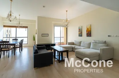 Apartment - 2 Bedrooms - 3 Bathrooms for rent in Rimal 3 - Rimal - Jumeirah Beach Residence - Dubai