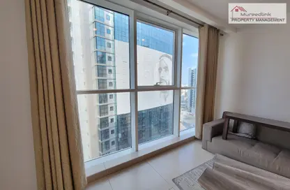 Living Room image for: Apartment - 2 Bedrooms - 3 Bathrooms for rent in Danat Tower B - Danat Towers - Muroor Area - Abu Dhabi, Image 1
