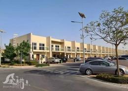 تاون هاوس - 3 غرف نوم - 4 حمامات للبيع في قرية ورسان - المدينة الدولية - دبي
