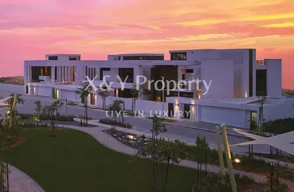 Villa - 5 Bedrooms - 6 Bathrooms for sale in West Yas - Yas Island - Abu Dhabi