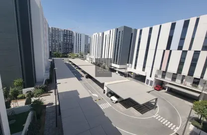 شقة - 1 حمام للايجار في ذا لينك - إيست فييليدج - الجادة - الشارقة