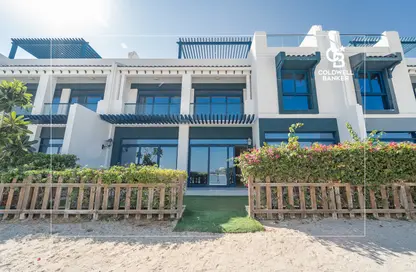 Villa - 5 Bedrooms - 6 Bathrooms for rent in Palma Residences - Palm Jumeirah - Dubai