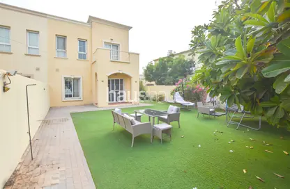 فيلا - 2 غرف نوم - 3 حمامات للبيع في الينابيع 14 - الينابيع - دبي