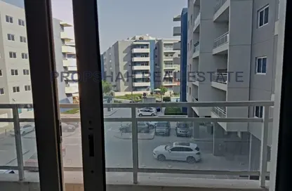 شقة - غرفة نوم - 2 حمامات للايجار في برج 35 - الريف داون تاون - مشروع الريف - أبوظبي