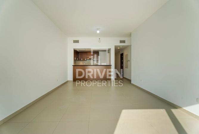 16000327 - Property Image 2