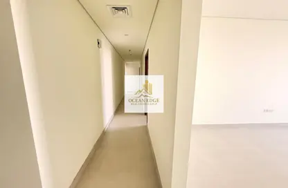 شقة - 2 غرف نوم - 3 حمامات للايجار في سراب 2 - الجادة - الشارقة