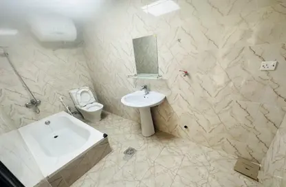 Villa - 1 Bathroom for rent in Sheikh Fatima Bint Mubarak St - Al Manhal - Abu Dhabi