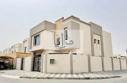Villa - 5 Bedrooms - 7 Bathrooms for sale in Al Yasmeen 1 - Al Yasmeen - Ajman