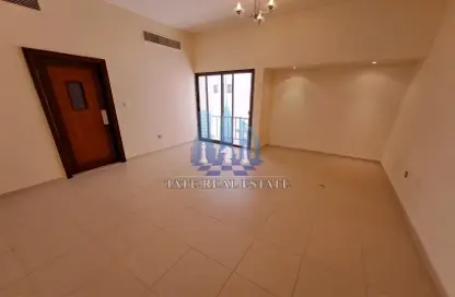 Villa - 4 Bedrooms - 5 Bathrooms for rent in Al Karamah - Abu Dhabi