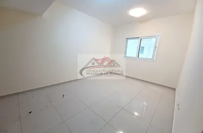 شقة - غرفة نوم - 2 حمامات للايجار في تايجر اليرموك - النهدة - الشارقة