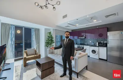 Apartment - 1 Bedroom - 2 Bathrooms for sale in Cayan Tower - Dubai Marina - Dubai