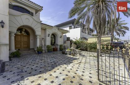 Villa - 4 Bedrooms - 5 Bathrooms for rent in Garden Homes Frond P - Garden Homes - Palm Jumeirah - Dubai