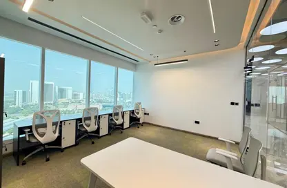 Office Space - Studio - 4 Bathrooms for rent in Health care City - Dubai Healthcare City - Bur Dubai - Dubai