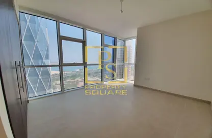 Apartment - 4 Bedrooms - 5 Bathrooms for rent in Corniche Road - Abu Dhabi