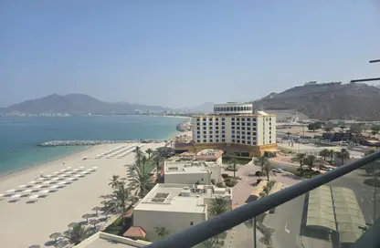 Apartment - 2 Bedrooms - 3 Bathrooms for sale in Khor Fakkan - Sharjah