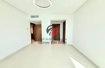 Apartment - 2 Bedrooms - 3 Bathrooms for rent in DXB Tower - Sheikh Zayed Road - Dubai