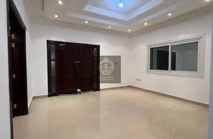 Villa - 6 Bedrooms - 7 Bathrooms for rent in Shakhbout City - Abu Dhabi