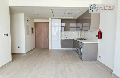 Apartment - 2 Bedrooms - 2 Bathrooms for rent in Azizi Riviera 21 - Meydan One - Meydan - Dubai