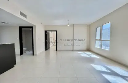 Empty Room image for: Apartment - 1 Bedroom - 2 Bathrooms for rent in Rawdhat Abu Dhabi - Abu Dhabi, Image 1