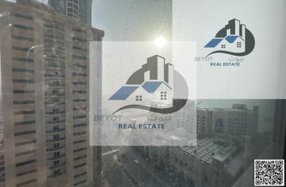 Apartment - 1 Bedroom - 2 Bathrooms for rent in Corniche Tower - Ajman Corniche Road - Ajman