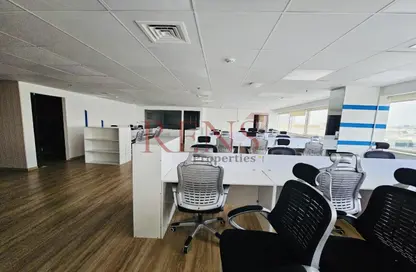 Office Space - Studio - 1 Bathroom for rent in Fairmont Hotel - Sheikh Zayed Road - Dubai