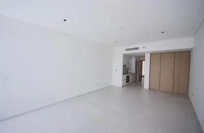 Apartment - Studio - 1 Bathroom for rent in Marquise Square Tower - Business Bay - Dubai