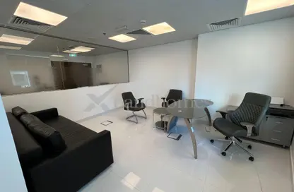 مكتب - استوديو - 1 حمام للايجار في برج المنارة - الخليج التجاري - دبي