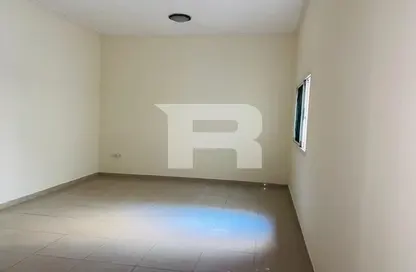 Apartment - Studio - 1 Bathroom for rent in Bur Dubai - Dubai