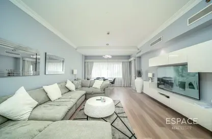 Apartment - 2 Bedrooms - 3 Bathrooms for sale in Golden Mile 3 - Golden Mile - Palm Jumeirah - Dubai