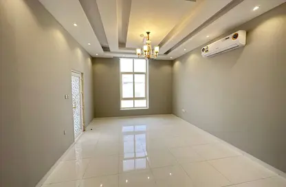 Villa - 4 Bedrooms - 5 Bathrooms for sale in Al Yasmeen 1 - Al Yasmeen - Ajman